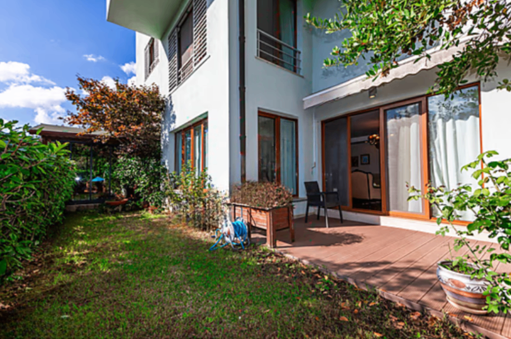 Sarıyer Property